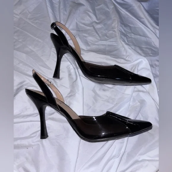 Journee Collection Black Patent Slingback Heels - Picture 1 of 4